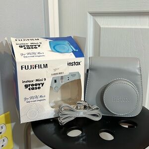 Fujifilm Instax Mini 9 Groovy Case Bag– Gray – New in Box
